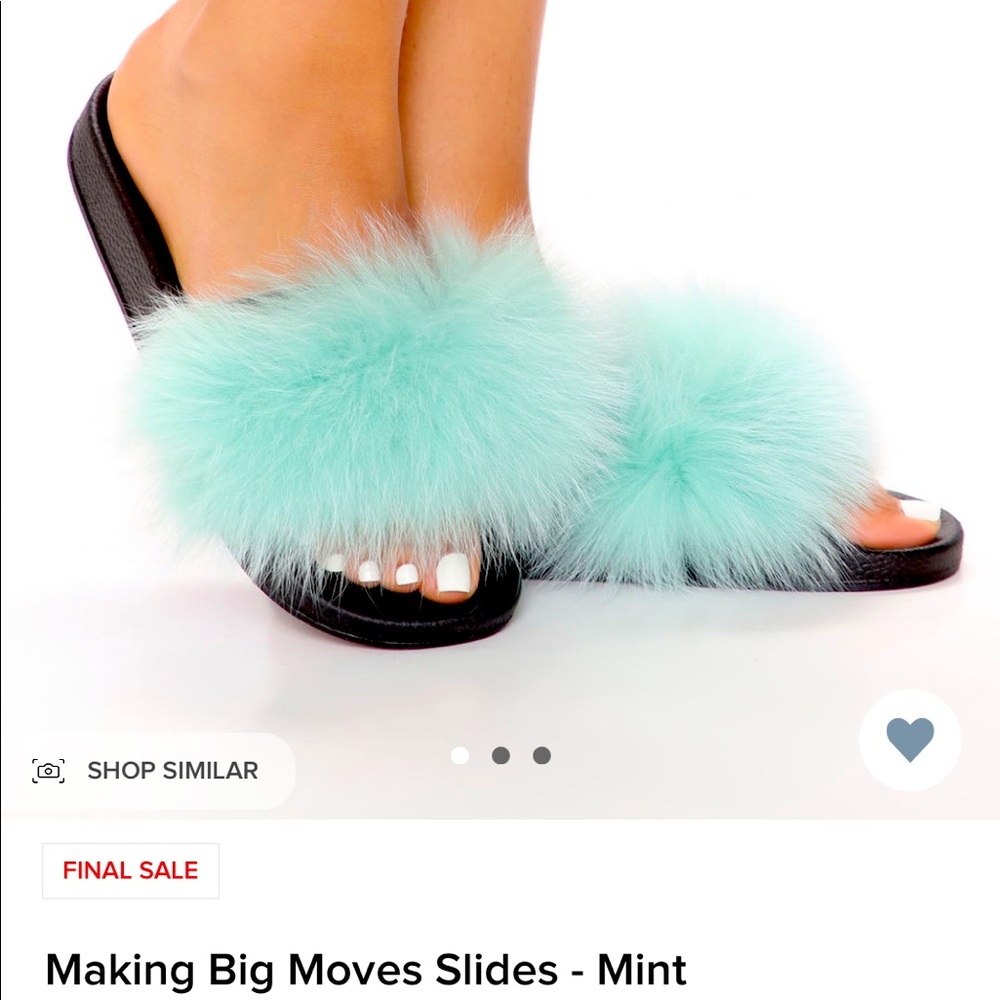 Making Big Moves Slides in mint color